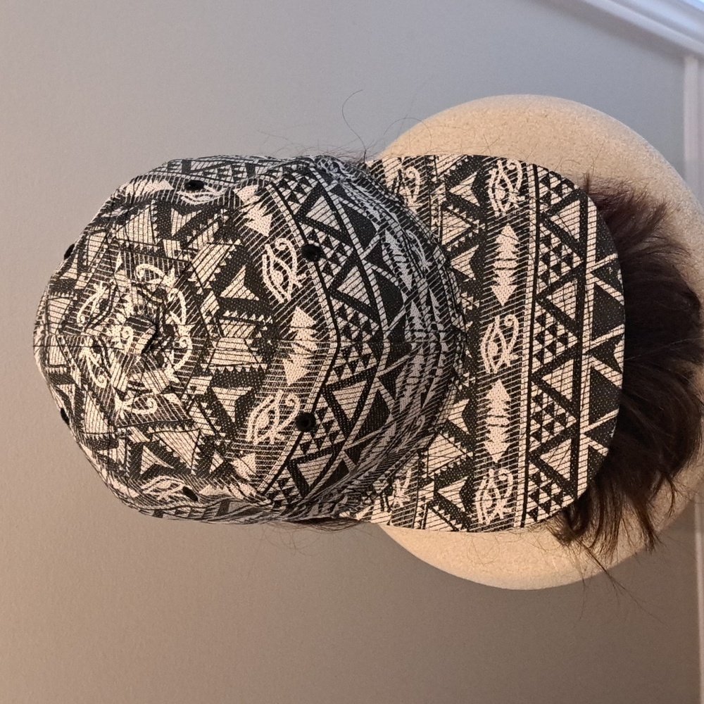 H&M hat - Picture 7 of 12